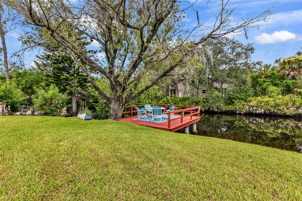 108 ANTILLA ROAD North Port, FL 34287