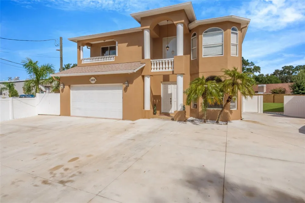 10806 PEREZ DRIVE Tampa, FL 33618