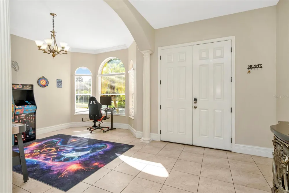 10806 PEREZ DRIVE Tampa, FL 33618