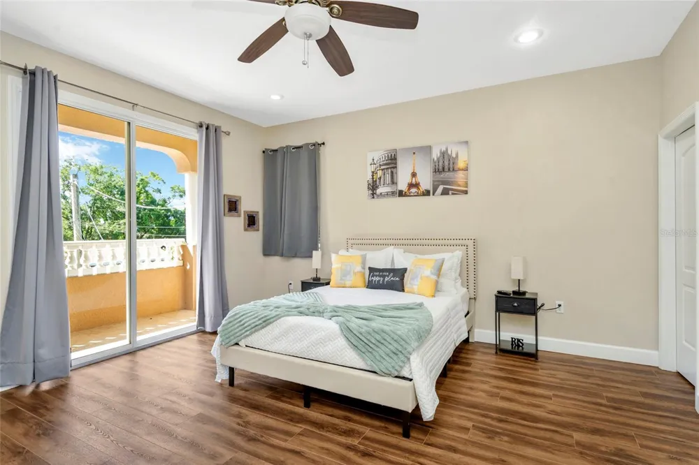 10806 PEREZ DRIVE Tampa, FL 33618