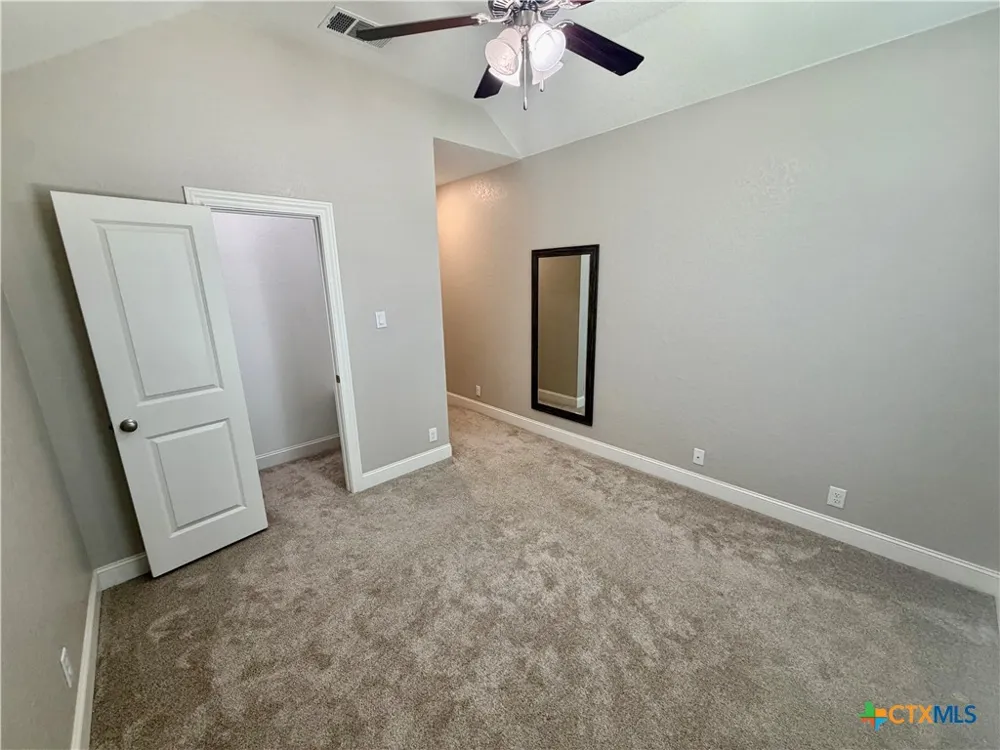 1404 Pioneer Drive New Braunfels, TX 78132