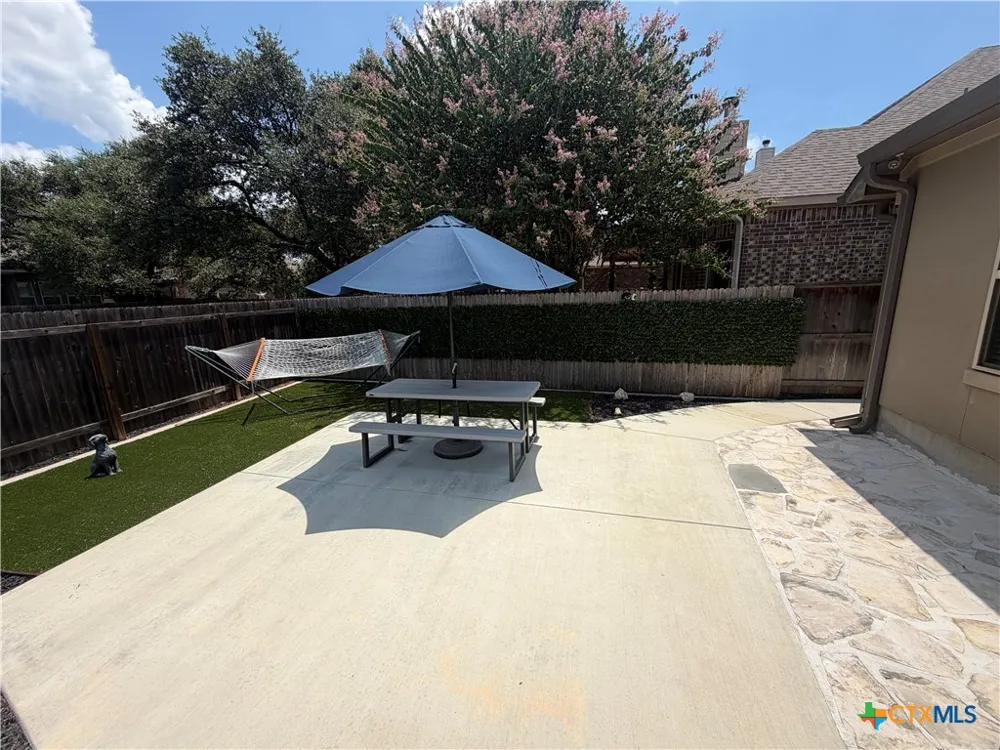 1404 Pioneer Drive New Braunfels, TX 78132