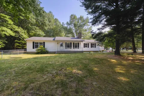 2615 Hill Road