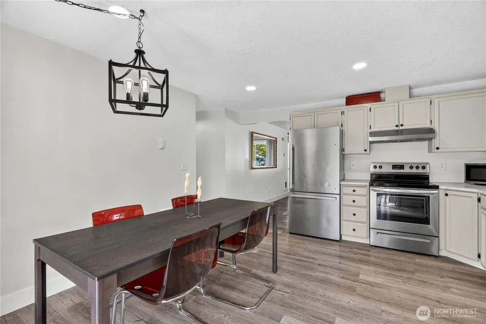 186 DECATUR DRIVE Kelso, WA 98626