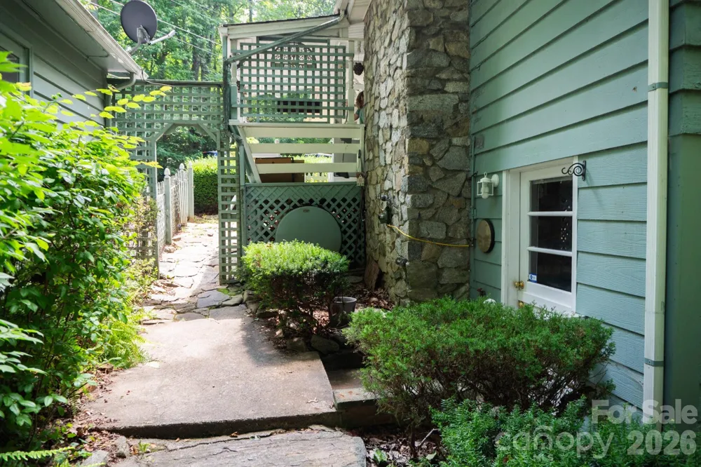 104 Ash Drive Maggie Valley, NC 28751