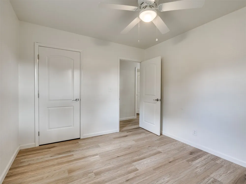10401 Wolf Creek Drive Grove, OK 74344