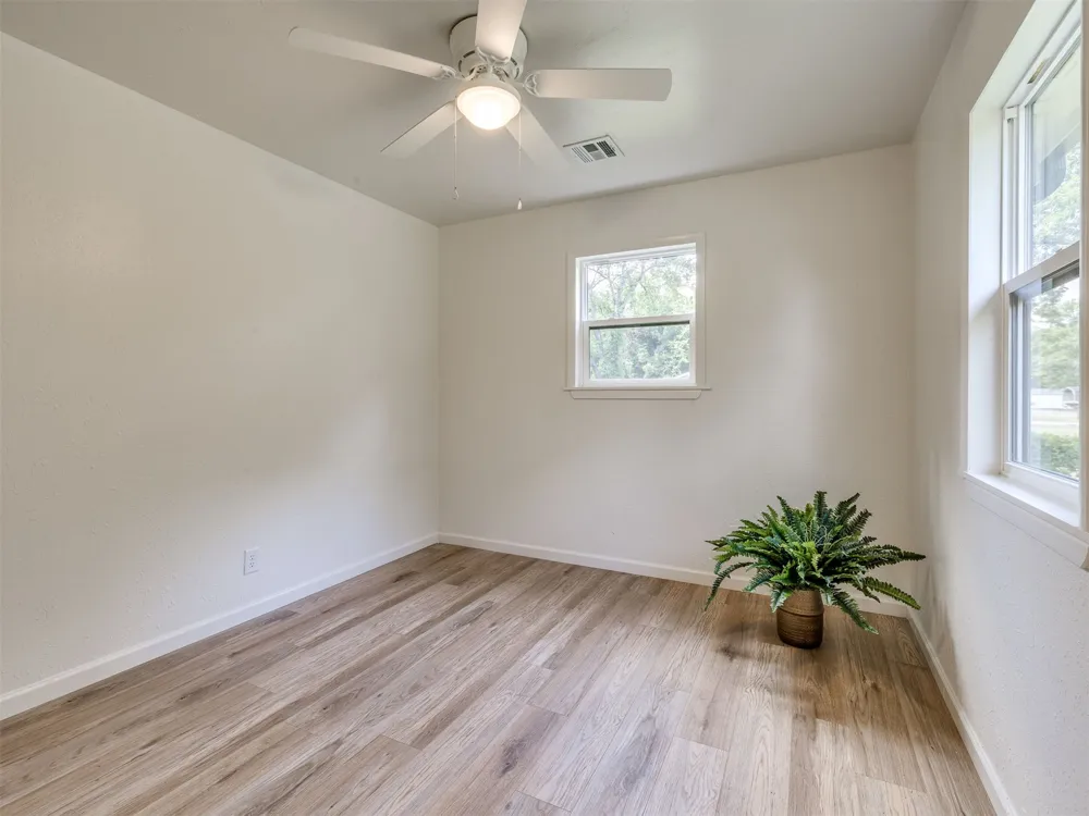 10401 Wolf Creek Drive Grove, OK 74344