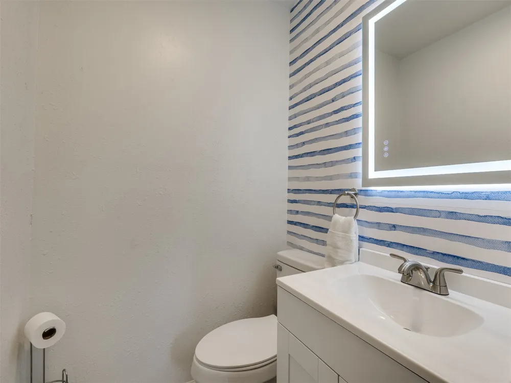 10401 Wolf Creek Drive Grove, OK 74344