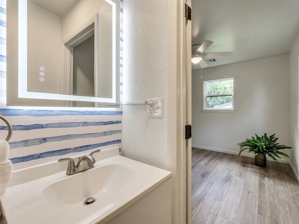 10401 Wolf Creek Drive Grove, OK 74344