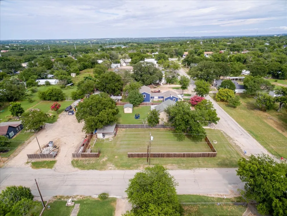201 E 7th Street Weatherford, TX 76086