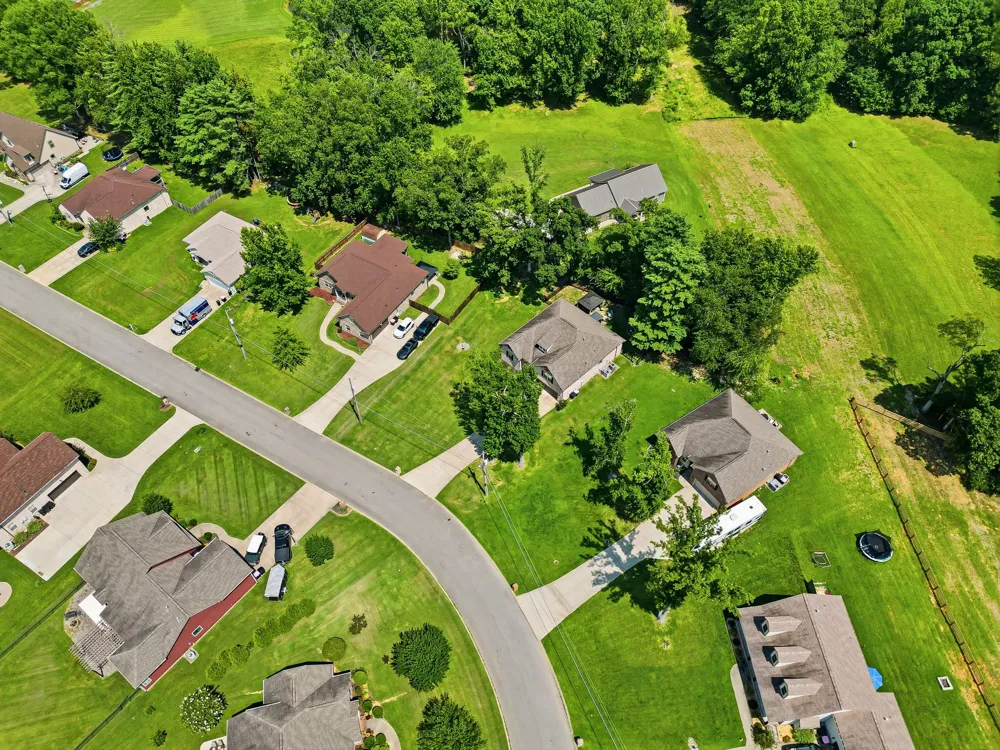 1044 Northridge Dr Greenbrier, TN 37073