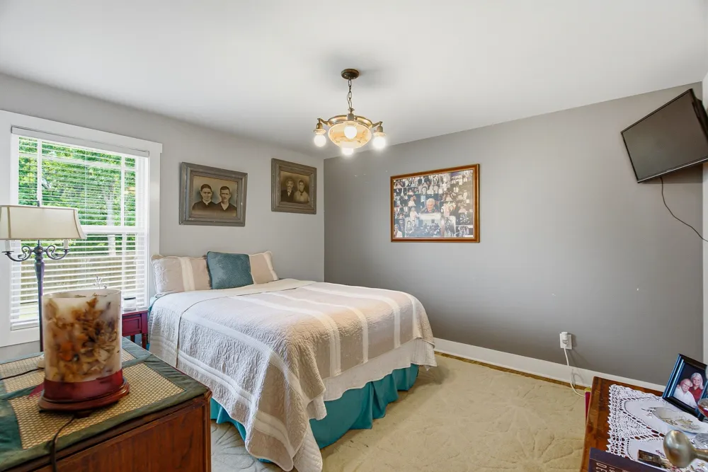 1044 Northridge Dr Greenbrier, TN 37073