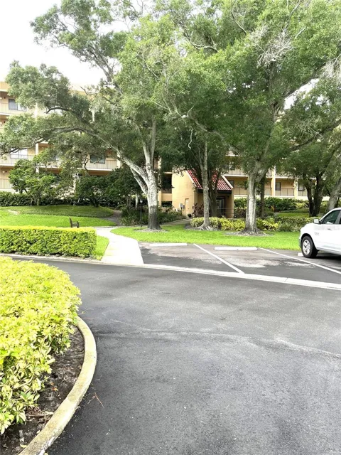3078 EASTLAND BOULEVARD #307