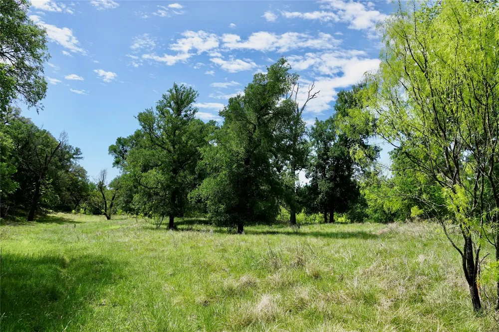 588 S County Road 430 Goldthwaite, TX 76844