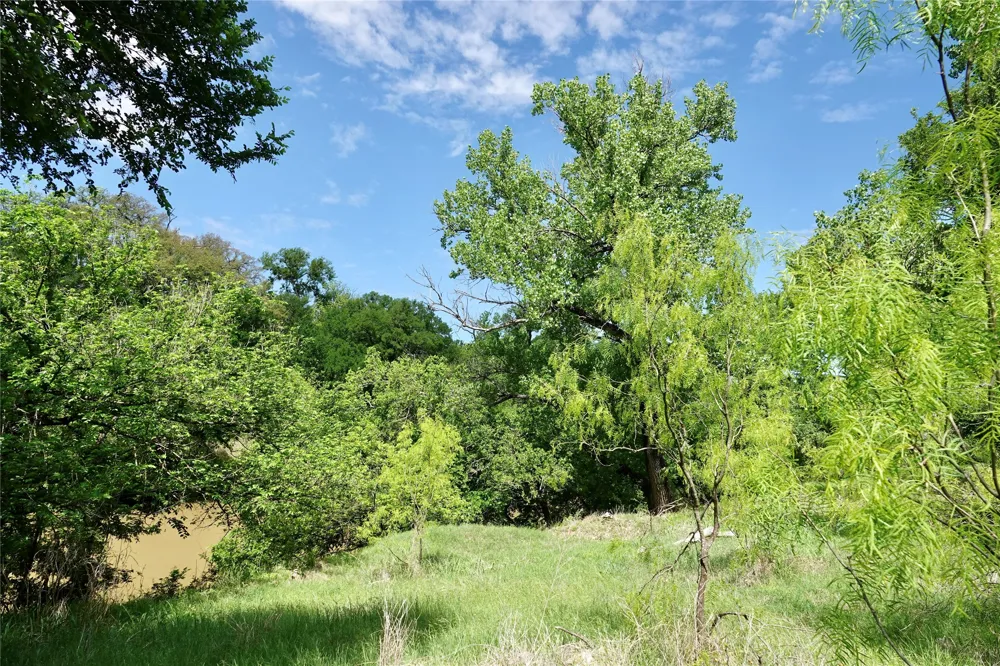588 S County Road 430 Goldthwaite, TX 76844