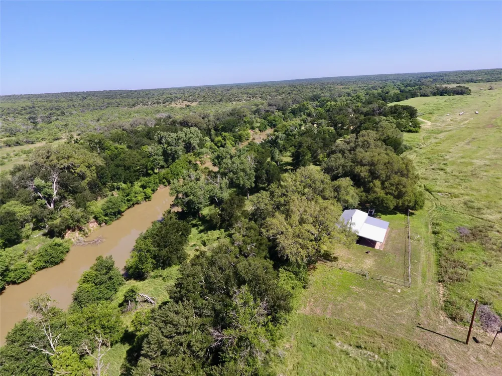 588 S County Road 430 Goldthwaite, TX 76844