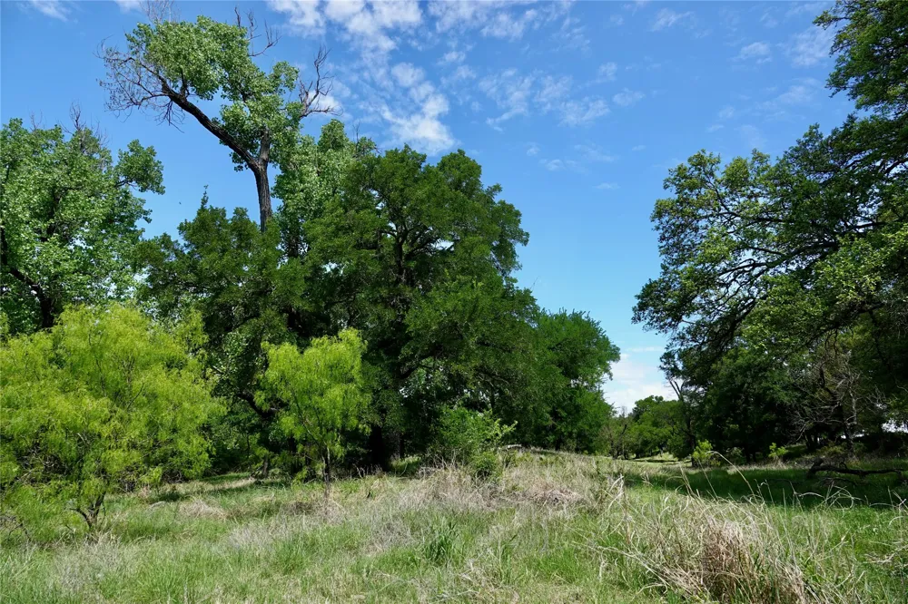 588 S County Road 430 Goldthwaite, TX 76844