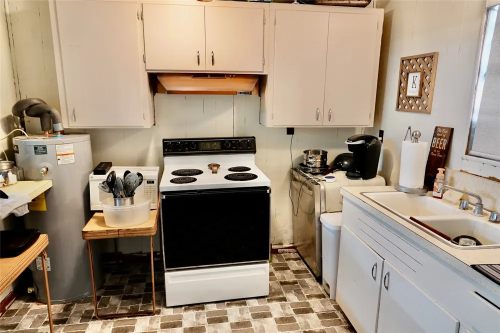 588 S County Road 430 Goldthwaite, TX 76844