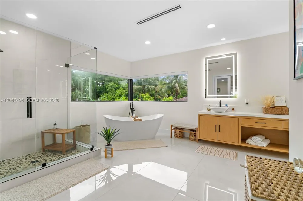 5720 SW 128th St Pinecrest, FL 33156