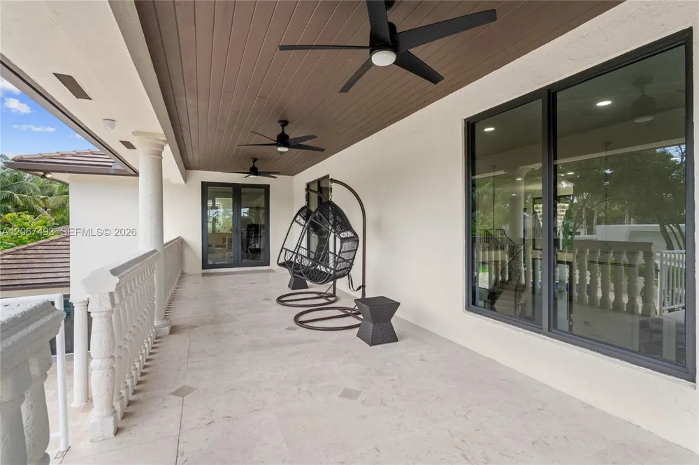 5720 SW 128th St Pinecrest, FL 33156