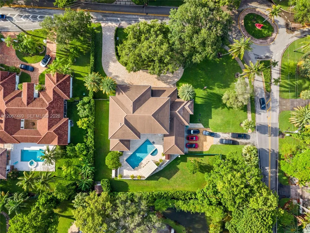 5720 SW 128th St Pinecrest, FL 33156