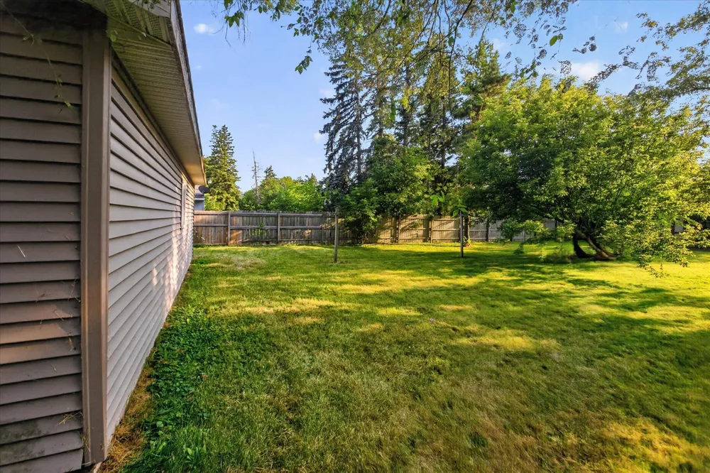 803 Joseph Street Bay City City, MI 48706