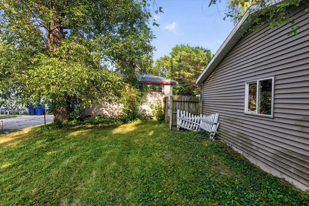 803 Joseph Street Bay City City, MI 48706