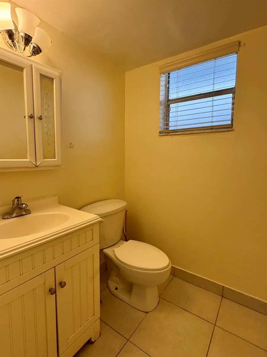6507 WINFIELD BOULEVARD #130-C Margate, FL 33063