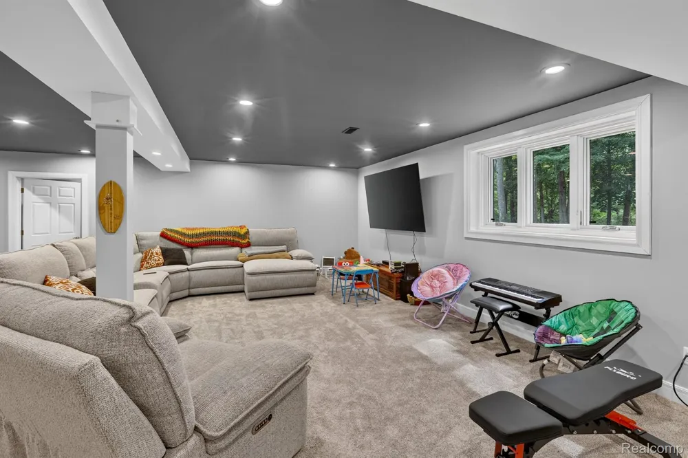 8290 Burleigh Road Atlas Township, MI 48439