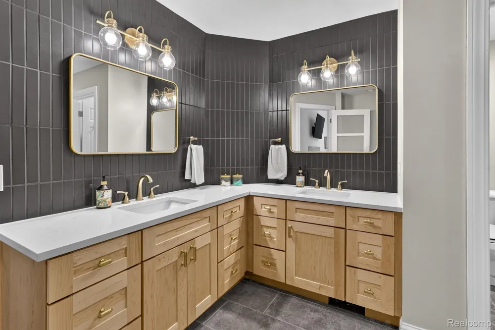8290 Burleigh Road Atlas Township, MI 48439