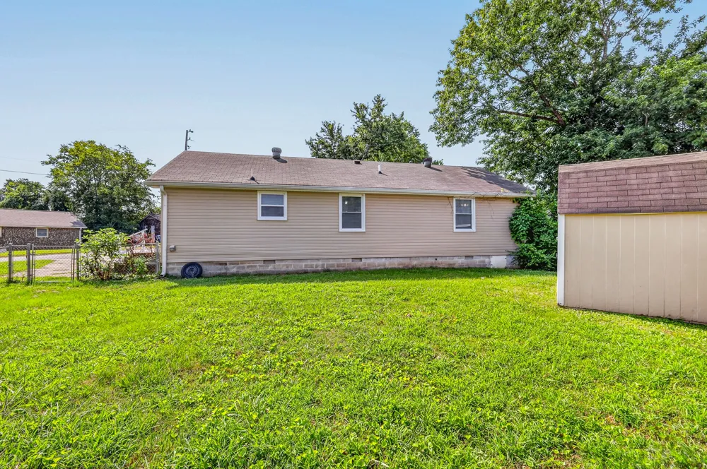 3521 Albee Dr Hermitage, TN 37076