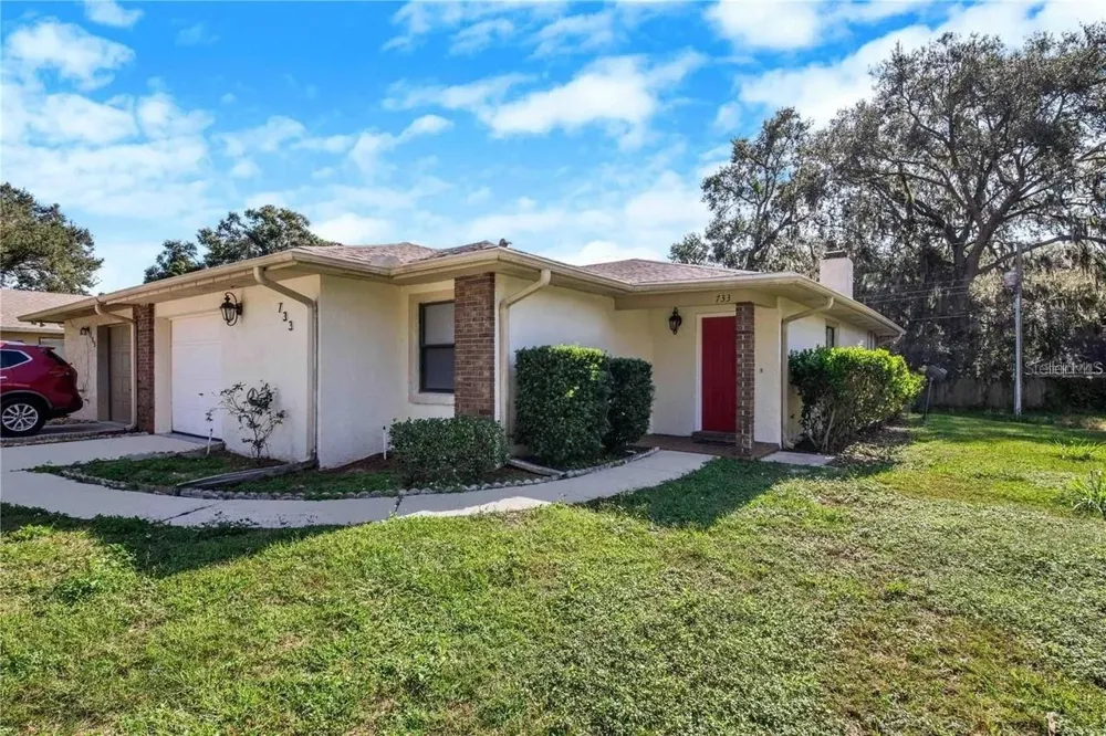 733 MIKASUKI DRIVE Lakeland, FL 33813