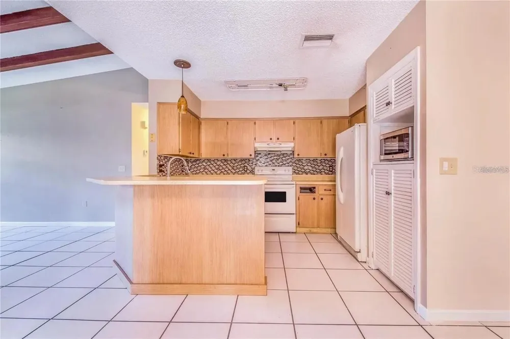 733 MIKASUKI DRIVE Lakeland, FL 33813