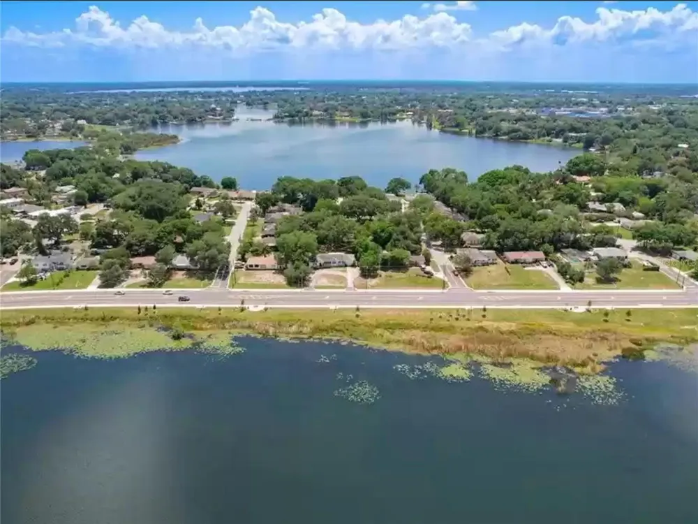 955 6TH STREET SE #5 Winter Haven, FL 33880