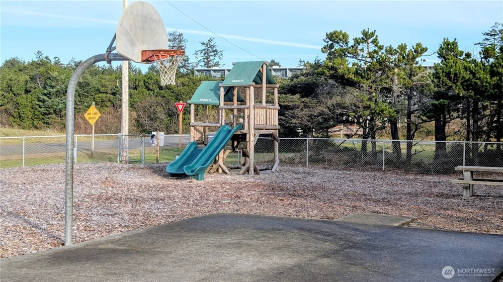 30904 M PLACE Ocean Park, WA 98640