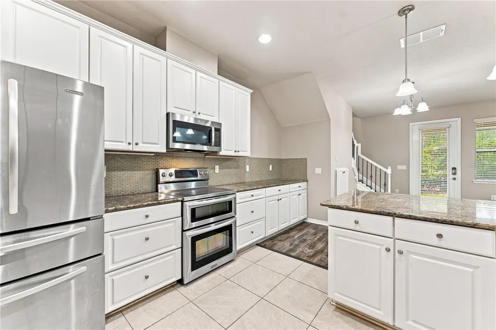 17013 VILESTA DRIVE Lutz, FL 33548