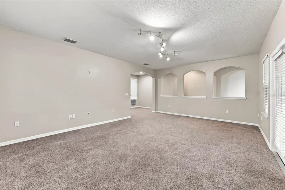 17013 VILESTA DRIVE Lutz, FL 33548
