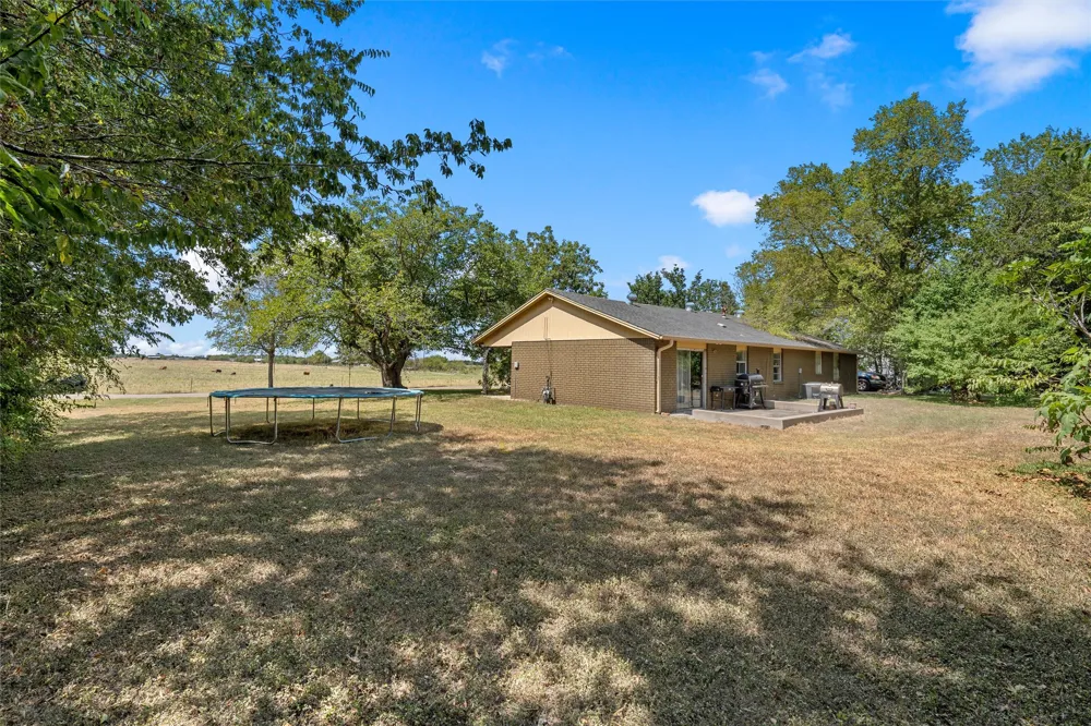 218 Calhoun Street Groesbeck, TX 76642