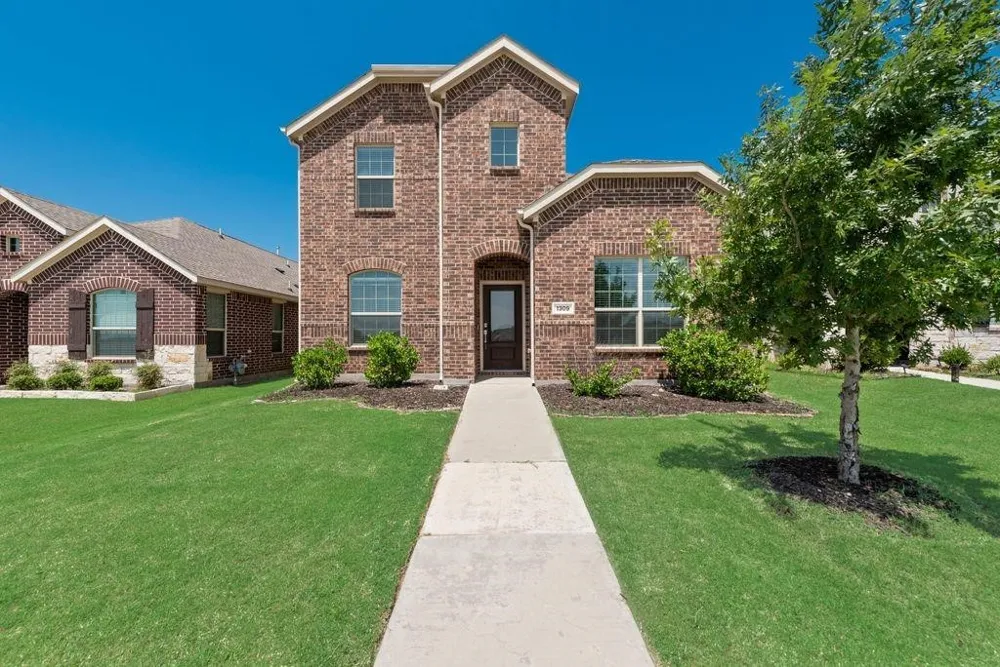 1309 Canuela Way Justin, TX 76247