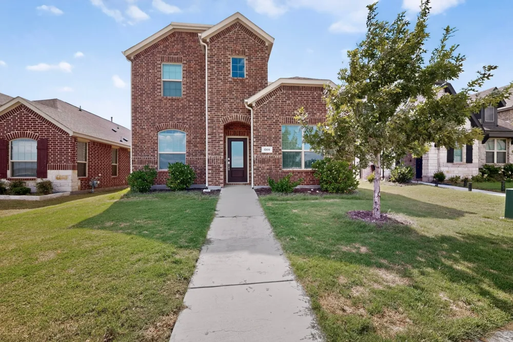 1309 Canuela Way Justin, TX 76247