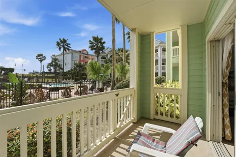 7000 Seawall Boulevard #412