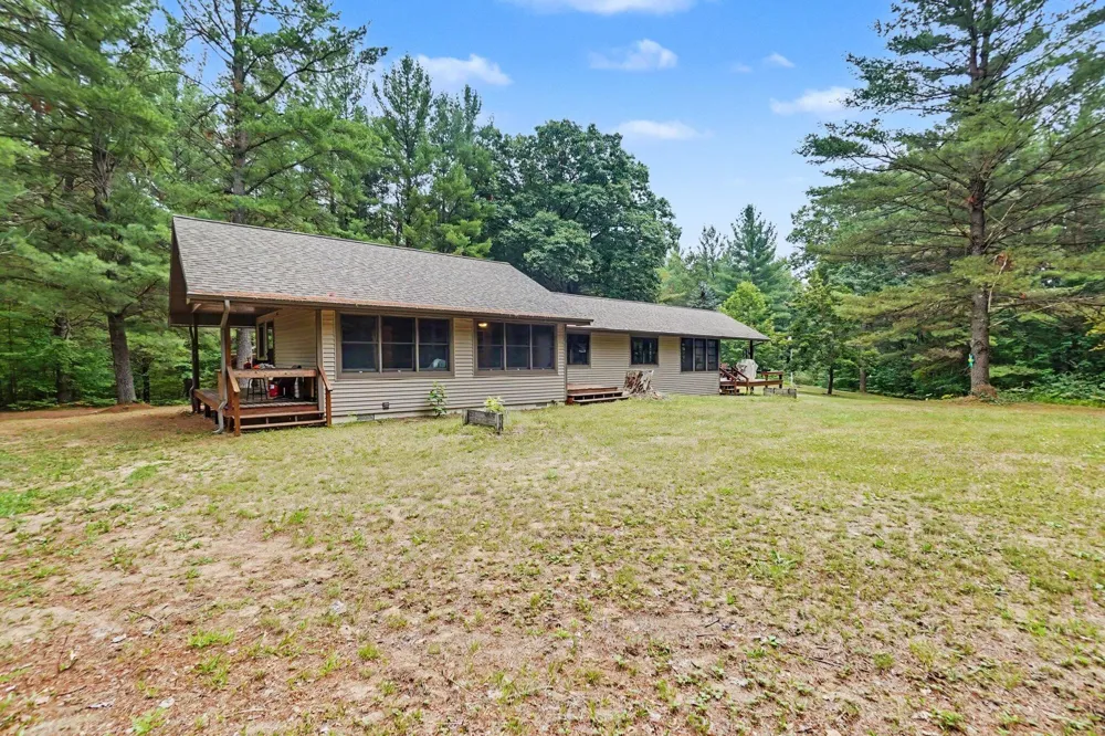 6898 E 5 Mile Road Luther, MI 49656