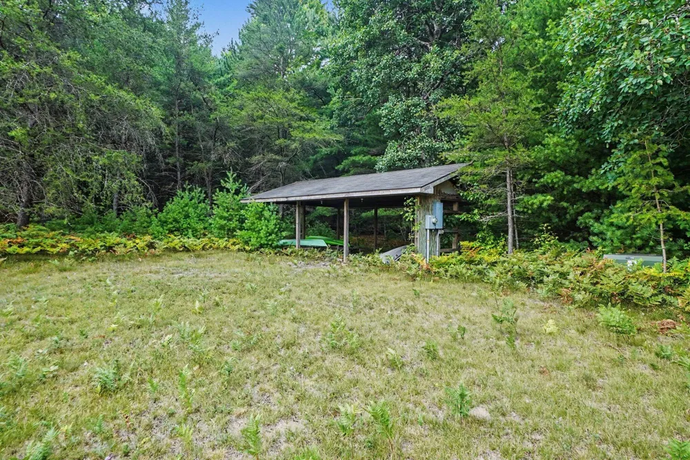 6898 E 5 Mile Road Luther, MI 49656