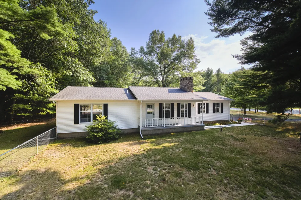 2615 Hill Road Manistee Township, MI 49660