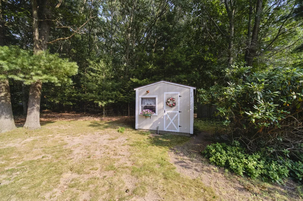 2615 Hill Road Manistee Township, MI 49660