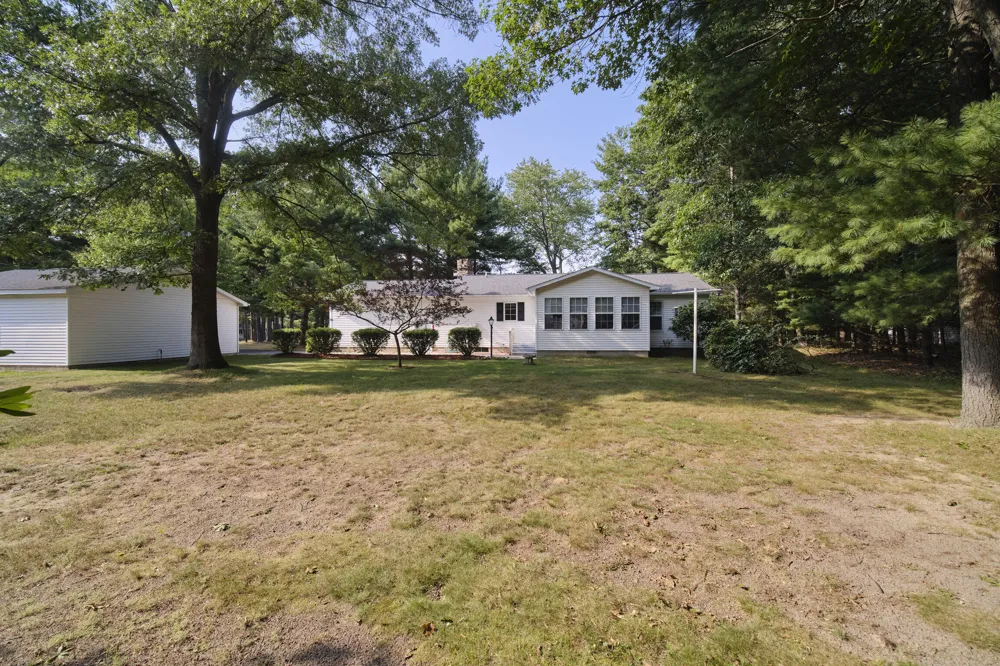 2615 Hill Road Manistee Township, MI 49660