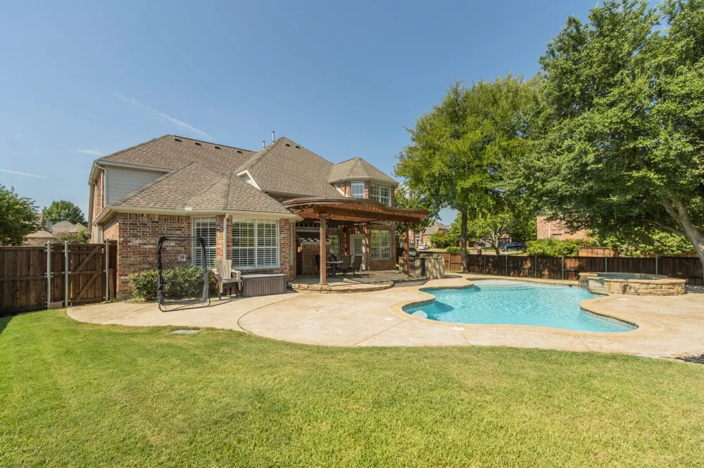 601 Coralberry Drive McKinney, TX 75072