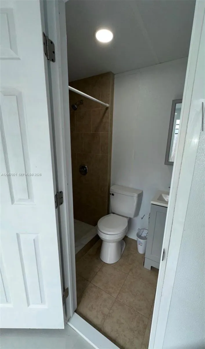 12242 SW 210th St Miami, FL 33177