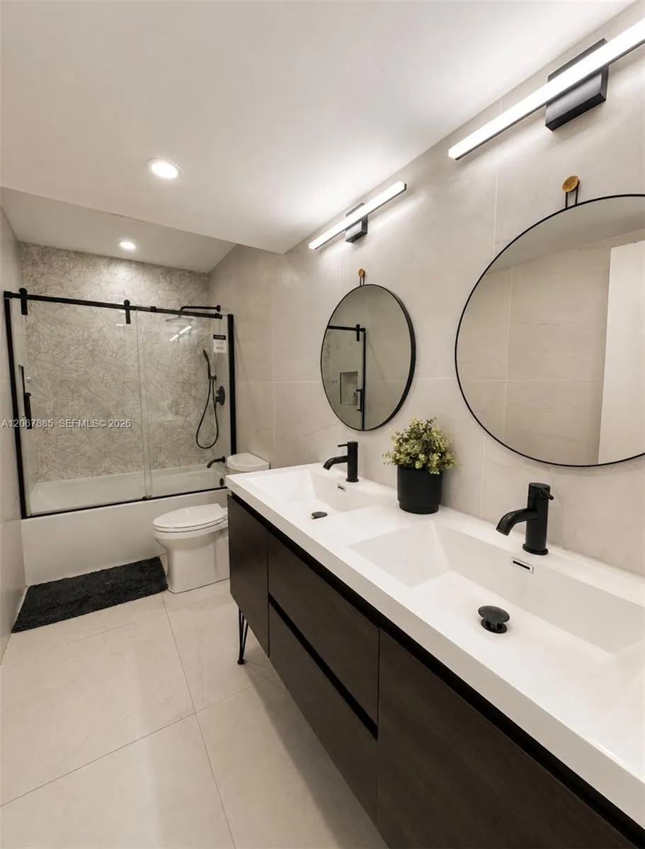 406 Saint Andrews Rd #53 Hollywood, FL 33021
