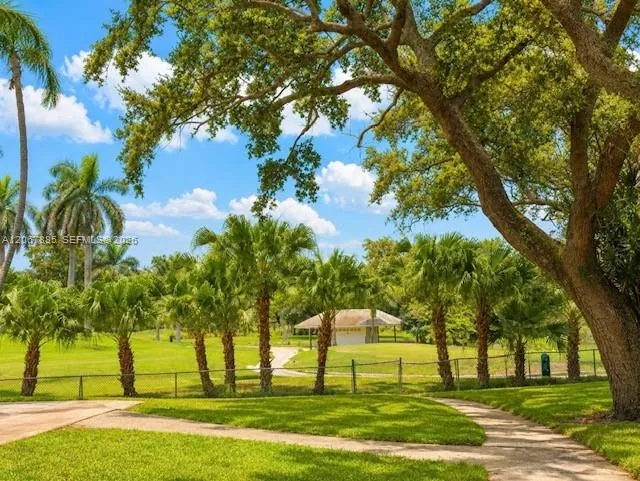406 Saint Andrews Rd #53 Hollywood, FL 33021